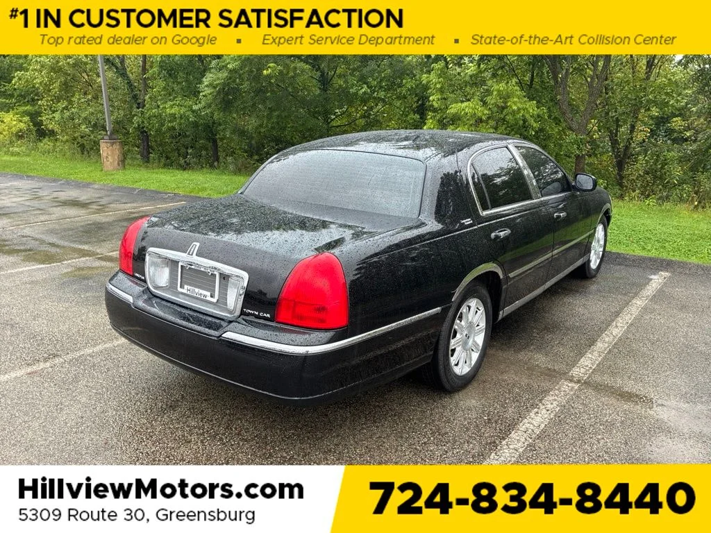 Used 2009 Black Clearcoat Lincoln Signature image 5