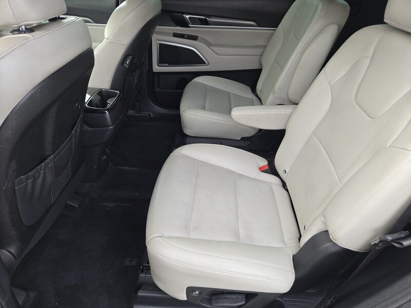 Certified Used 2020 White Kia S image 14