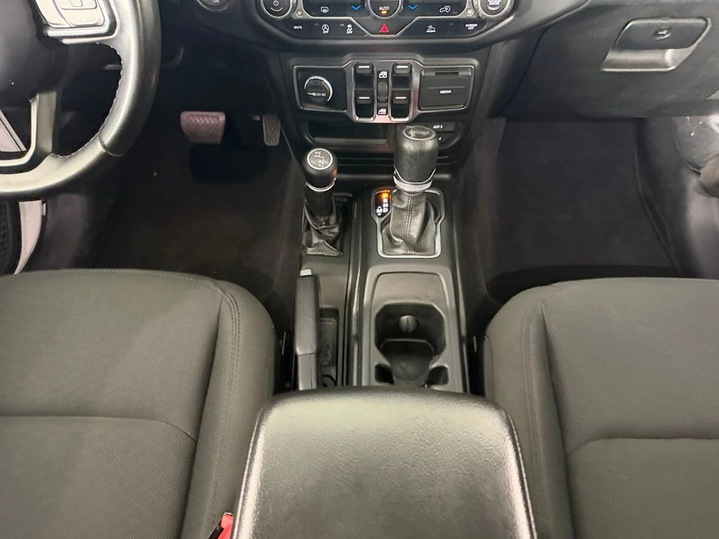 Used 2021 White Jeep Unlimited Willys image 14