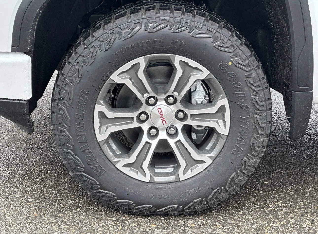 New 2026 Summit White GMC Pro image 6