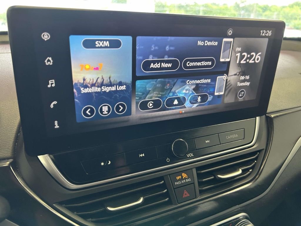 Used 2025 Gray Nissan 2.5 SR image 24