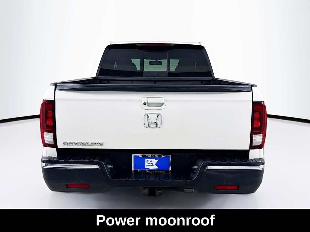 Used 2019 White Diamond Honda RTL-T image 6