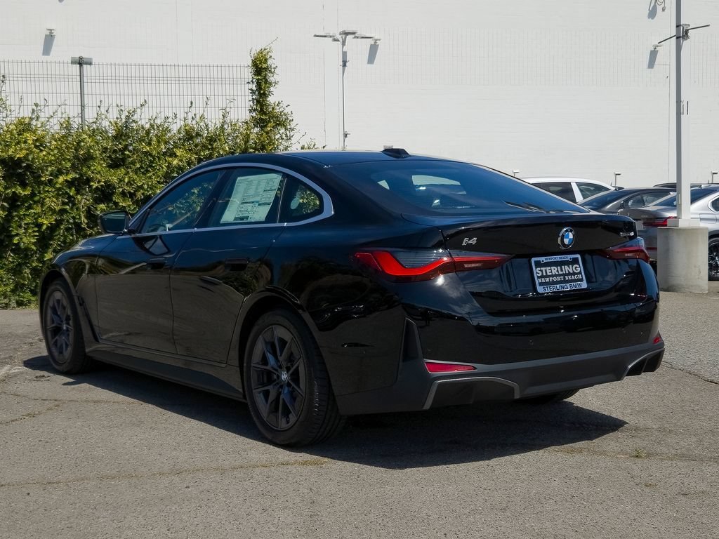 New 2026 Jet Black BMW eDrive40 image 17