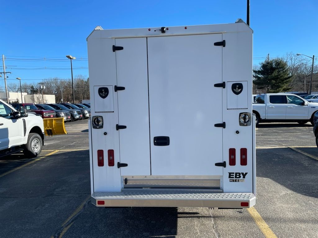 New 2026 Oxford White Ford Chassis Cab image 5