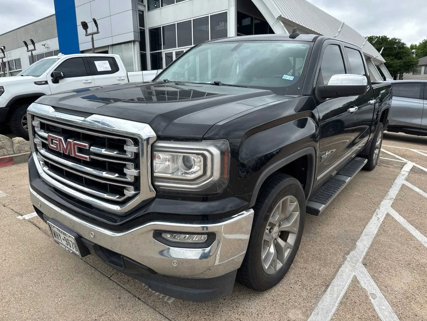 2018 GMC Sierra 2WD Crew Cab Short Box SLT's photo