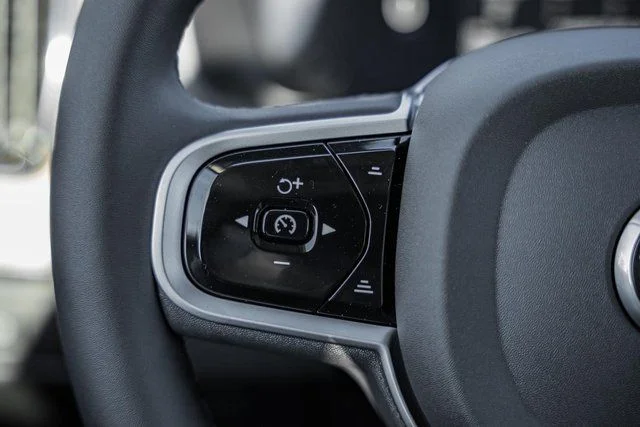 2026 Volvo XC90 Plus - Photo 26