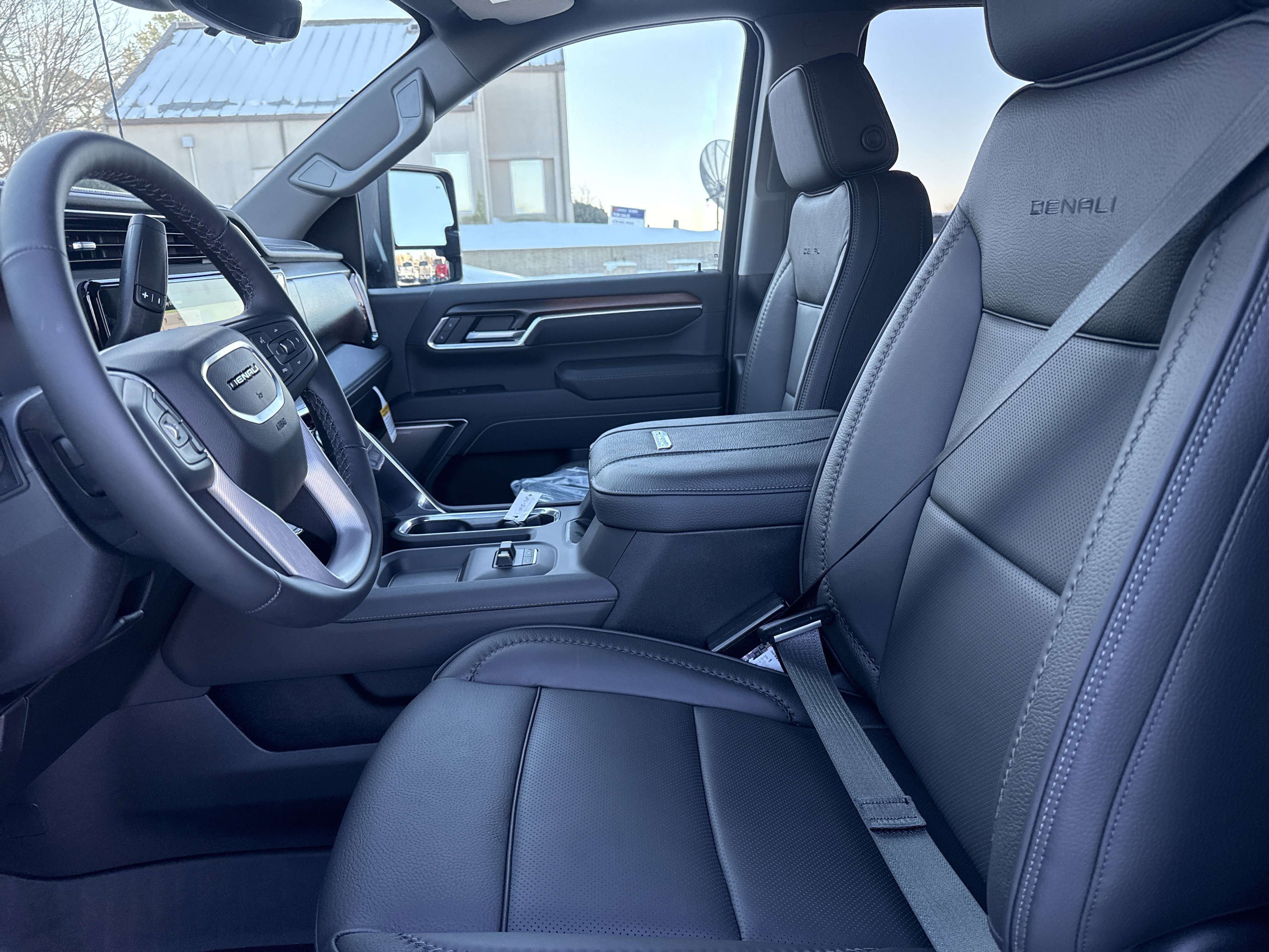 2026 GMC Sierra 2500HD Denali - Photo 5