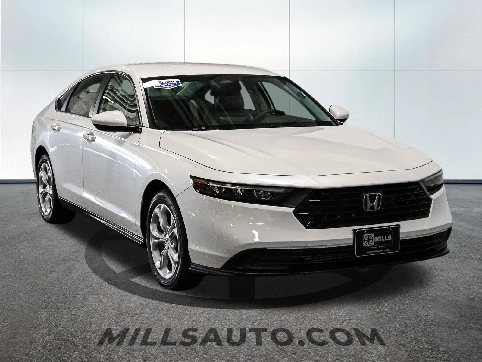 New 2026 Platinum White Pearl Honda LX image 11