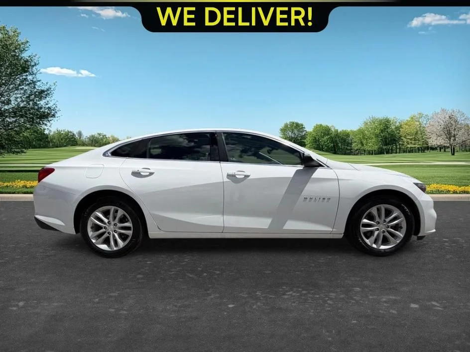 Used 2016 White Chevrolet LT image 6