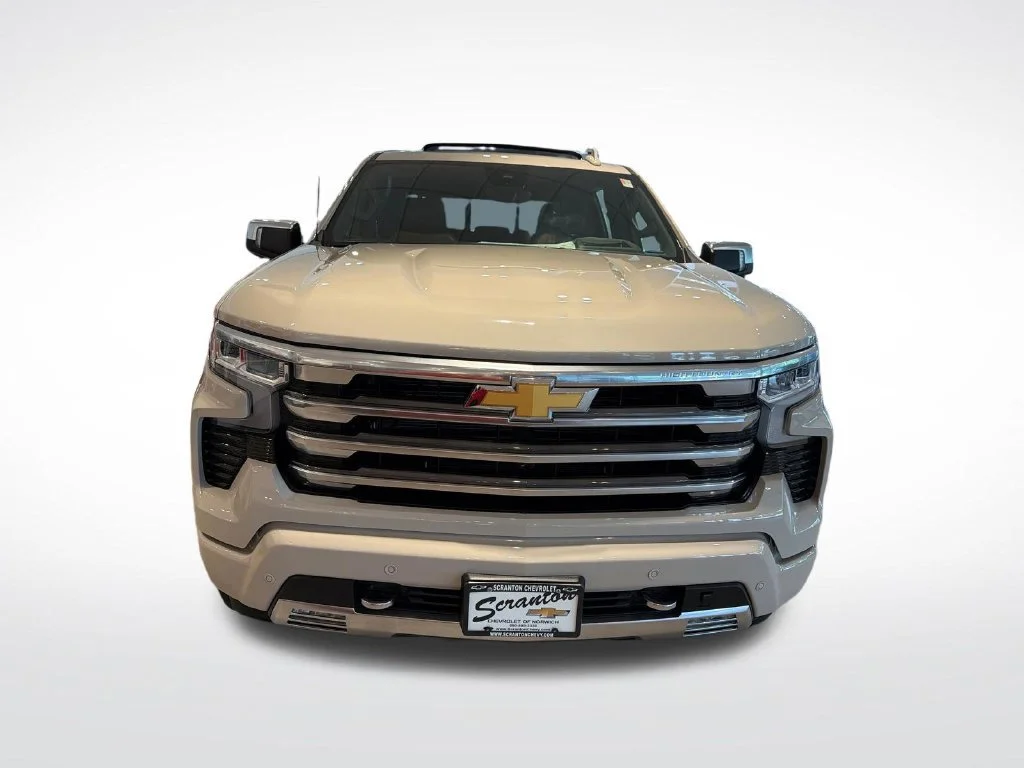 New 2026 White Sands Chevrolet High Country image 8