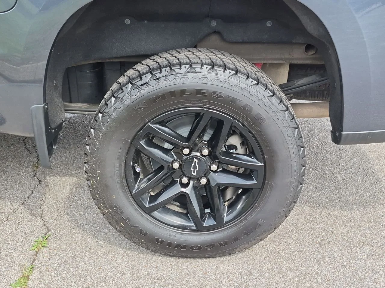 Used 2021 SHADOW GRAY METALLIC Chevrolet LT Trail Boss image 31