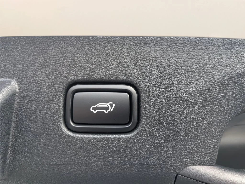 New 2027 Snow White Pearl Kia EX image 49