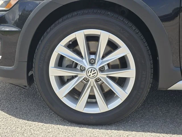 Used 2017 Deep Black Pearl Volkswagen TSI S image 13