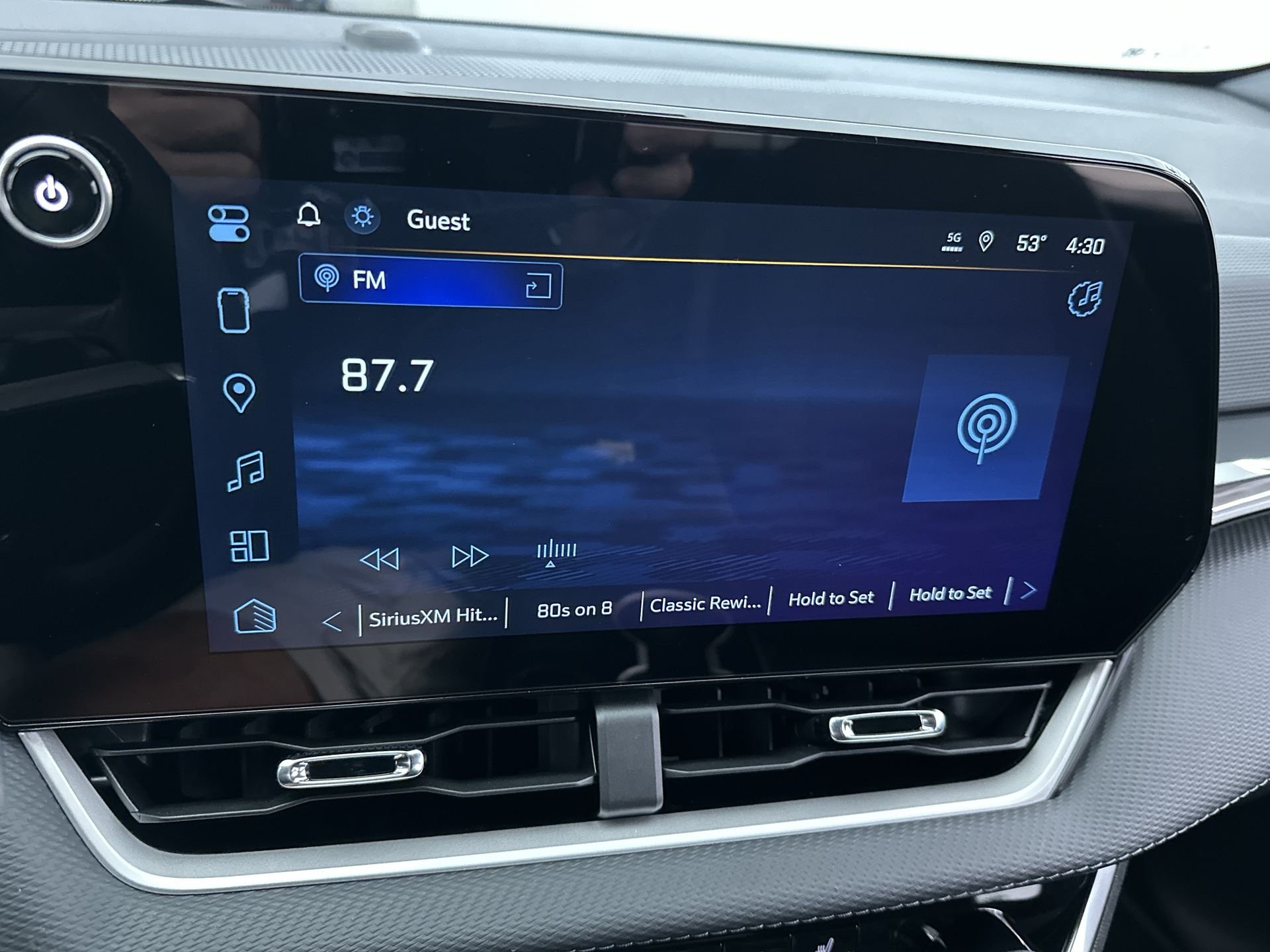 2027 Chevrolet Equinox LT - Photo 68