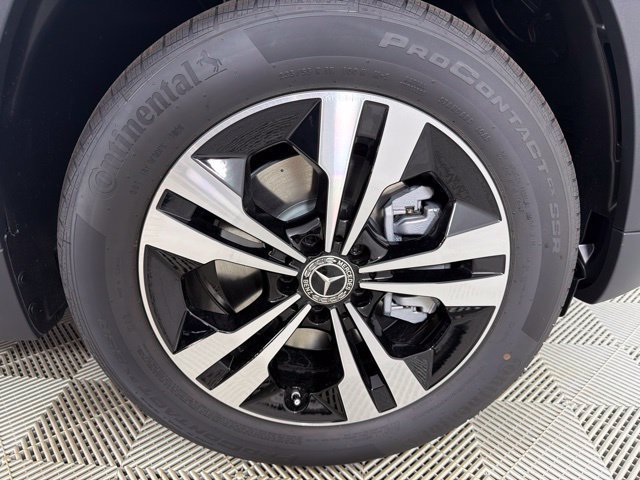 New 2026 Polar White Mercedes-Benz GLA 250 image 24