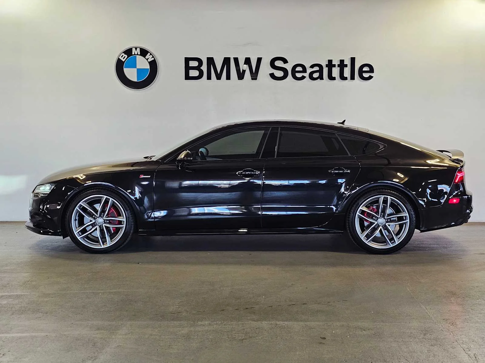 Used 2018 Brilliant Black Audi Premium Plus image 3