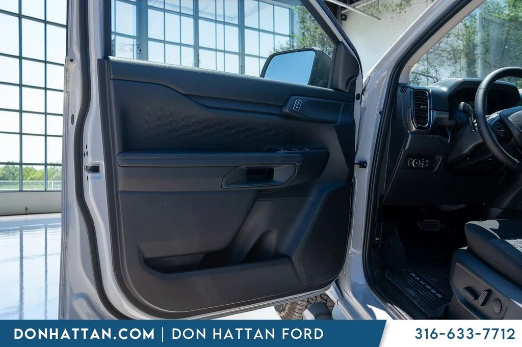 New 2026 Avalanche Ford XLT image 13