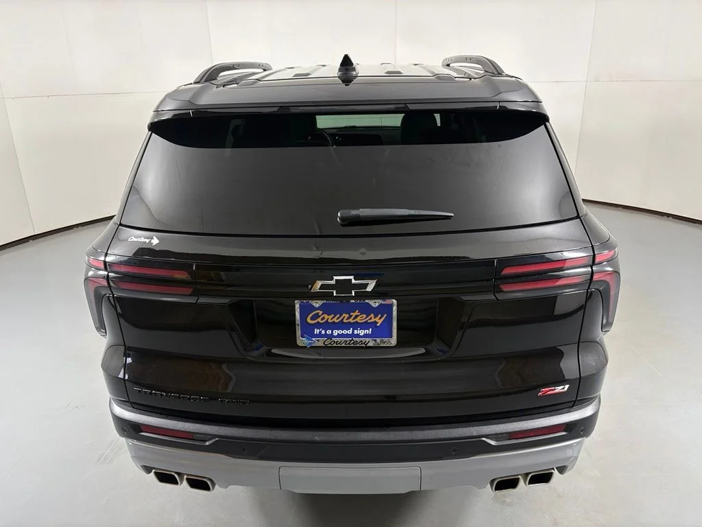Used 2025 Black Chevrolet Z71 image 7