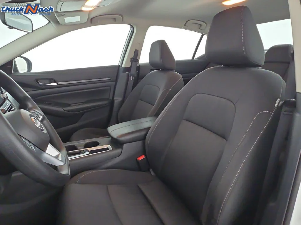 2025 Nissan Altima SV - Photo 24