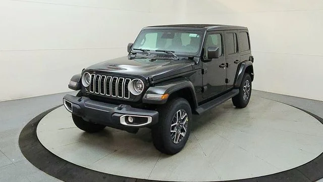 New 2026 Black Clear-Coat Exterior Paint Jeep Sahara image 3