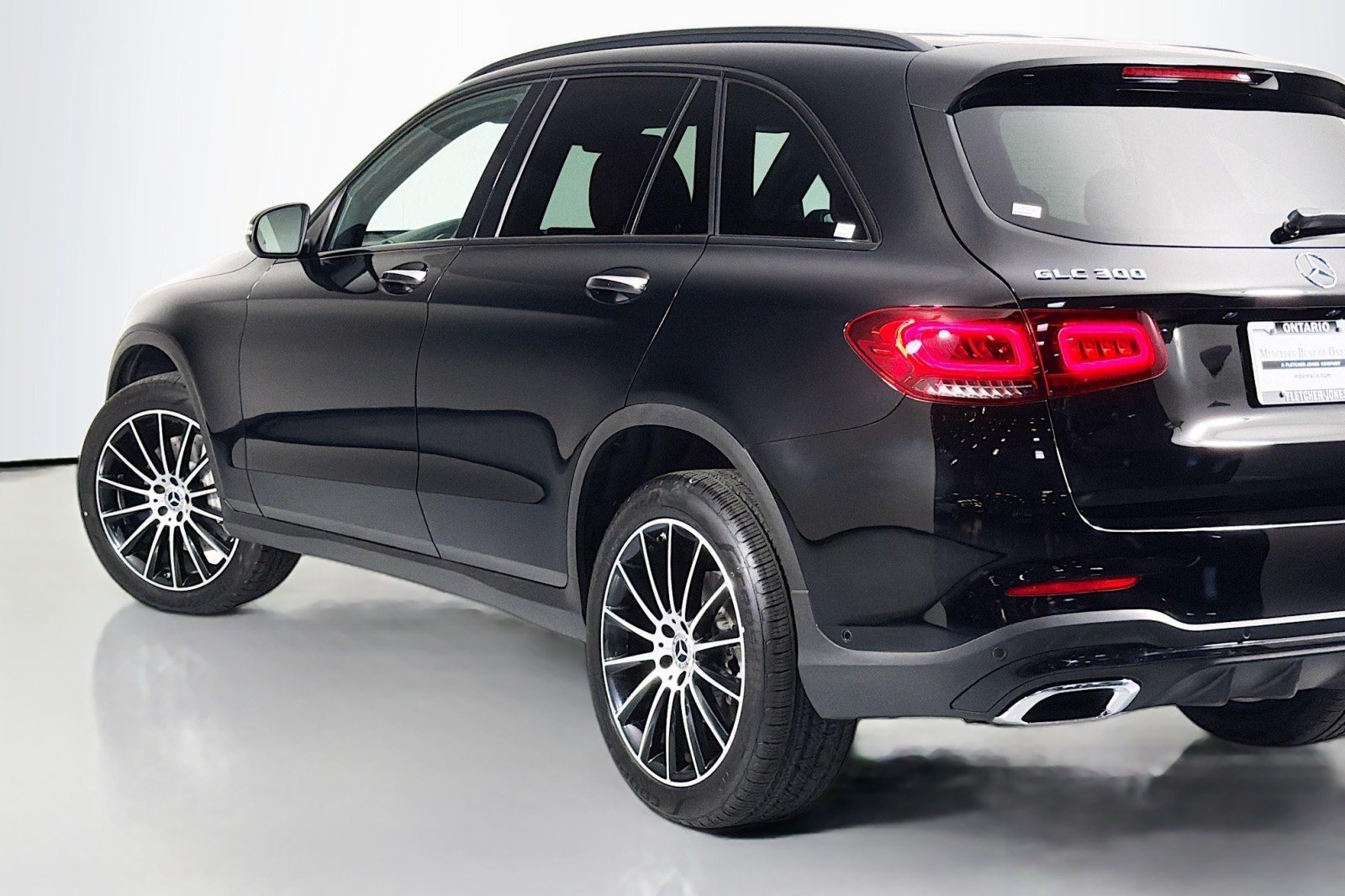 Used 2022 Black Mercedes-Benz 300 image 15