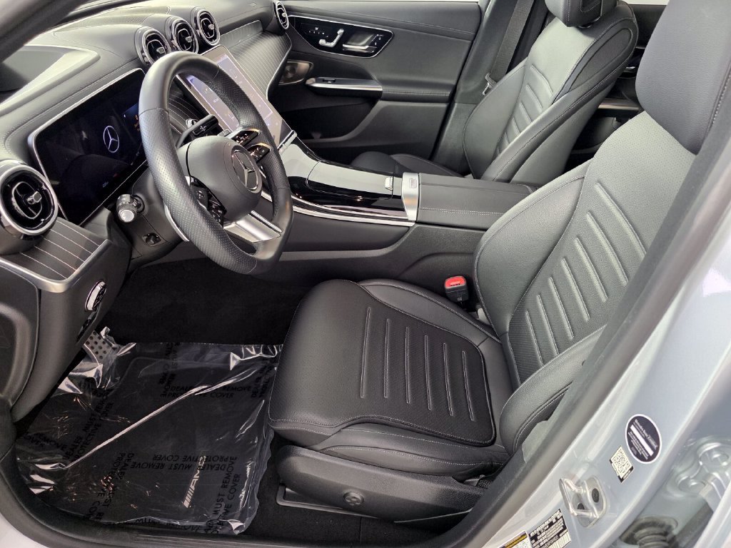 Used 2024 Silver Mercedes-Benz GLC 300 image 9