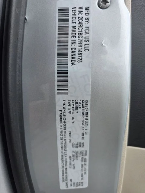 Used 2024 Silver Mist Clearcoat Chrysler Touring L image 28
