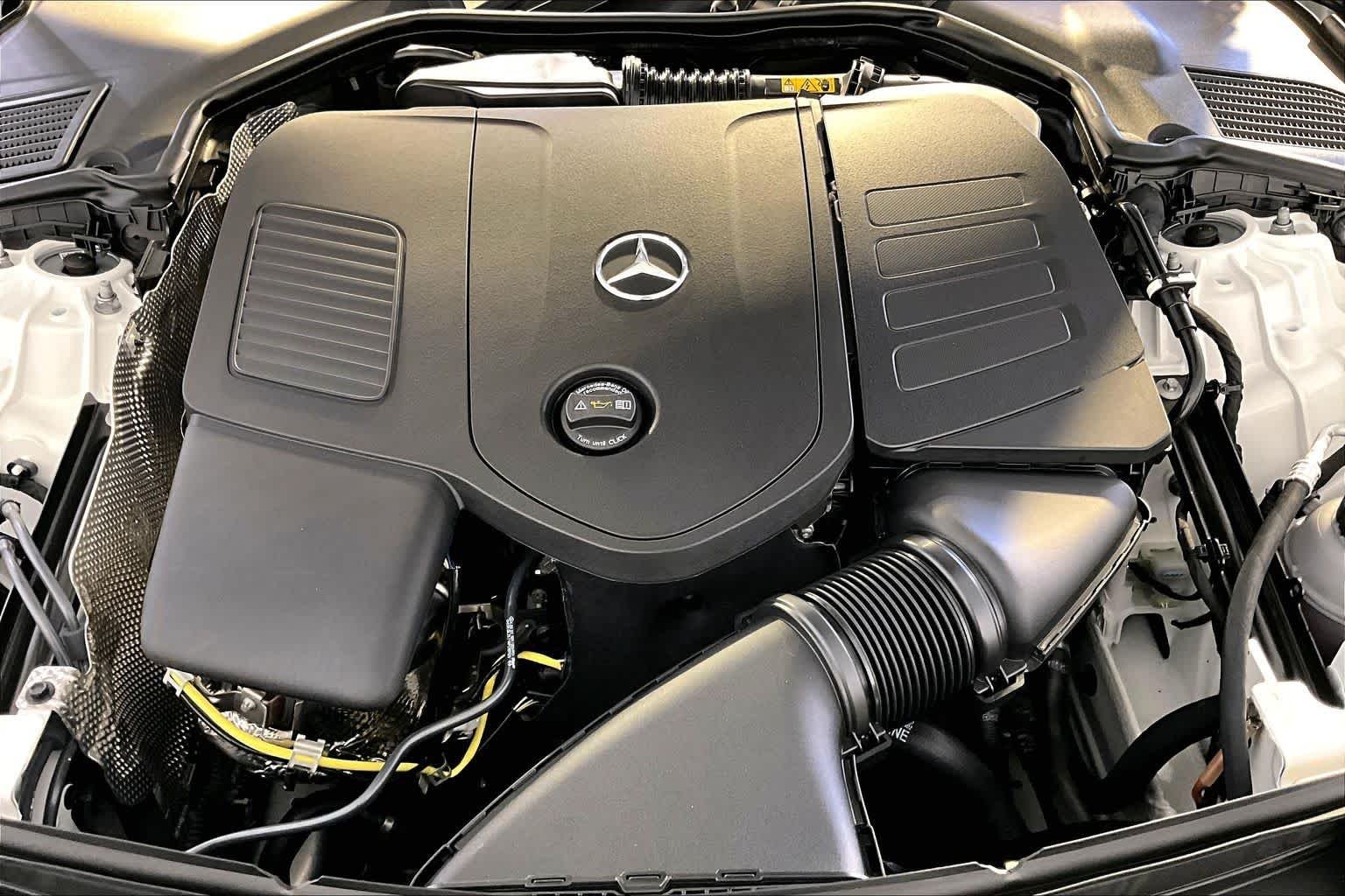 New 2027 Polar White Mercedes-Benz CLE 300 image 14