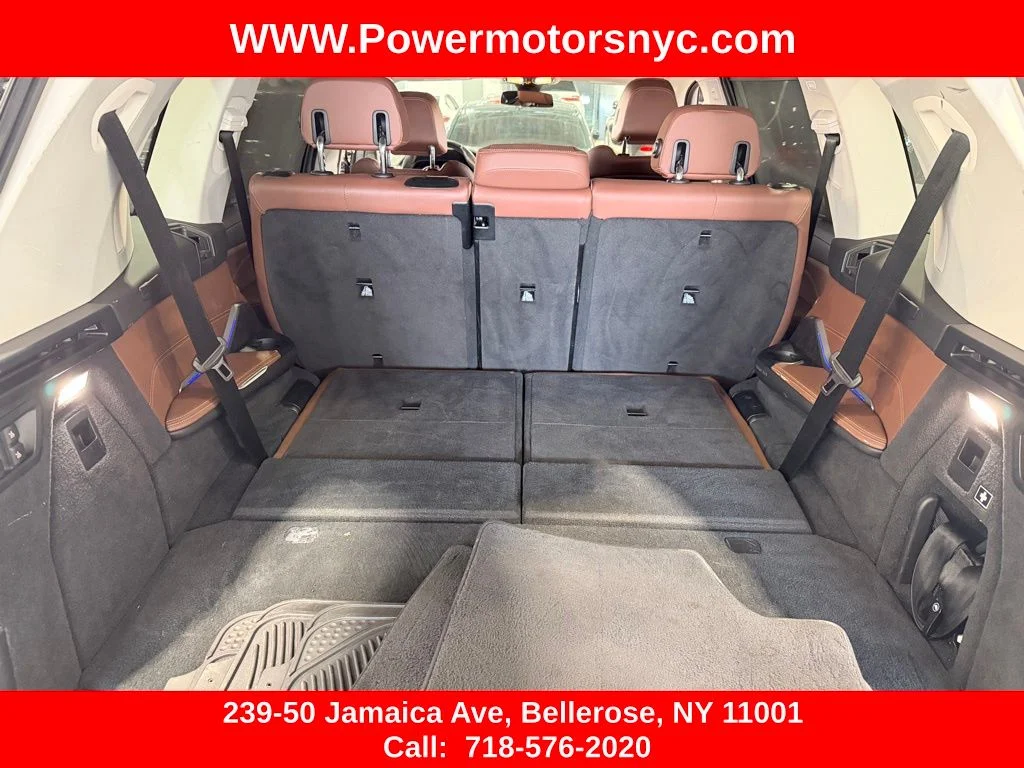 Used 2021 Black BMW xDrive40i image 25