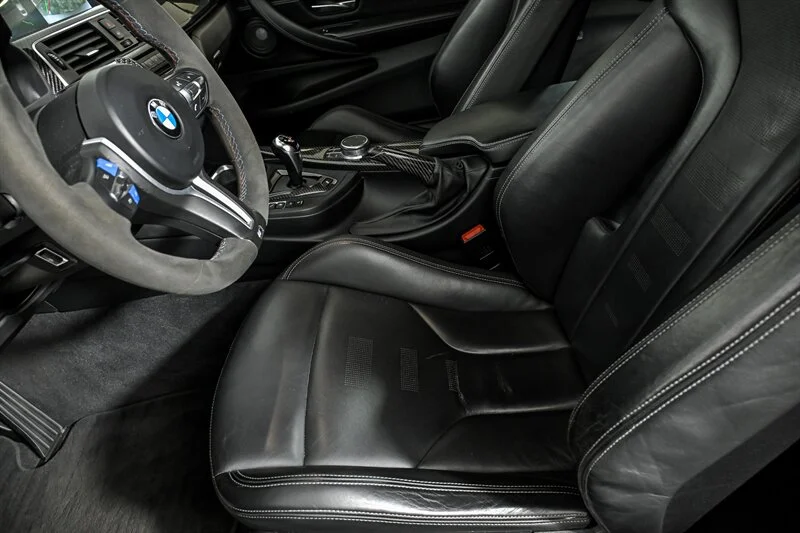 Used 2018 Mineral Grey Metallic BMW COMPETITION image 16