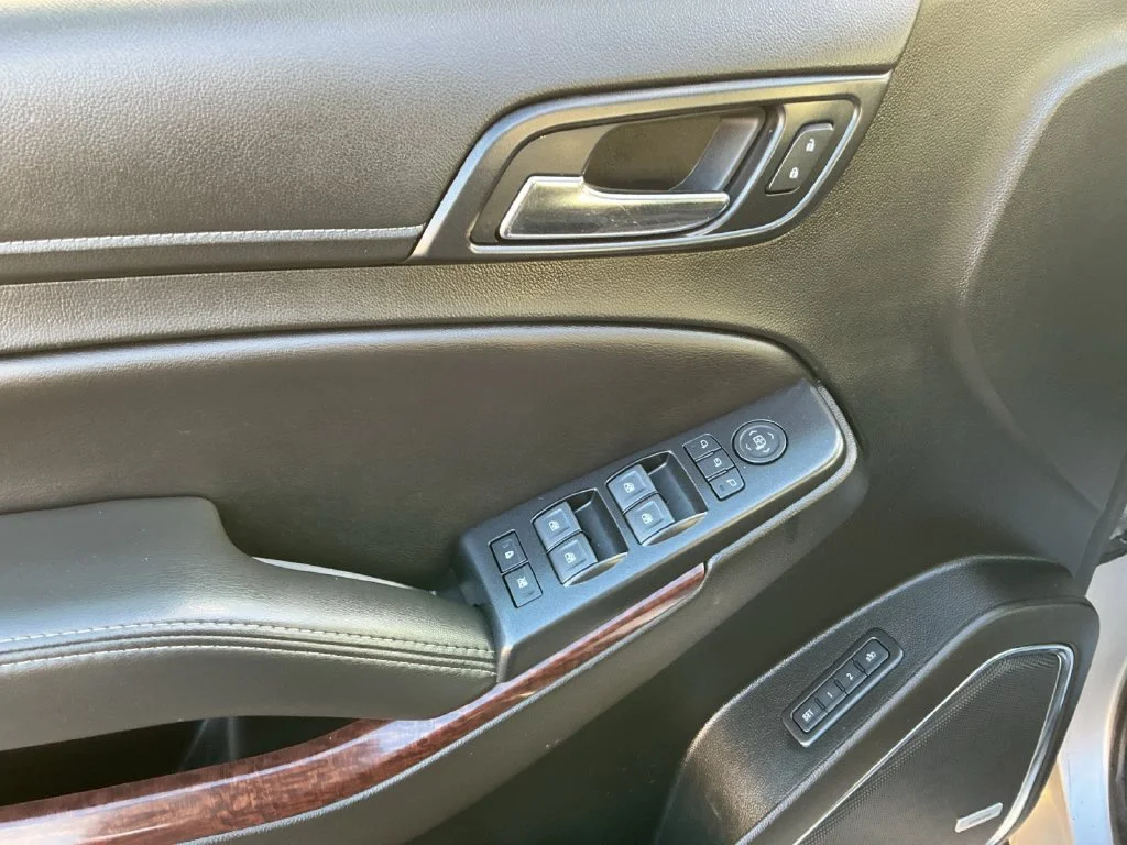 Used 2018 QUICKSILVER METALLIC GMC SLT image 10