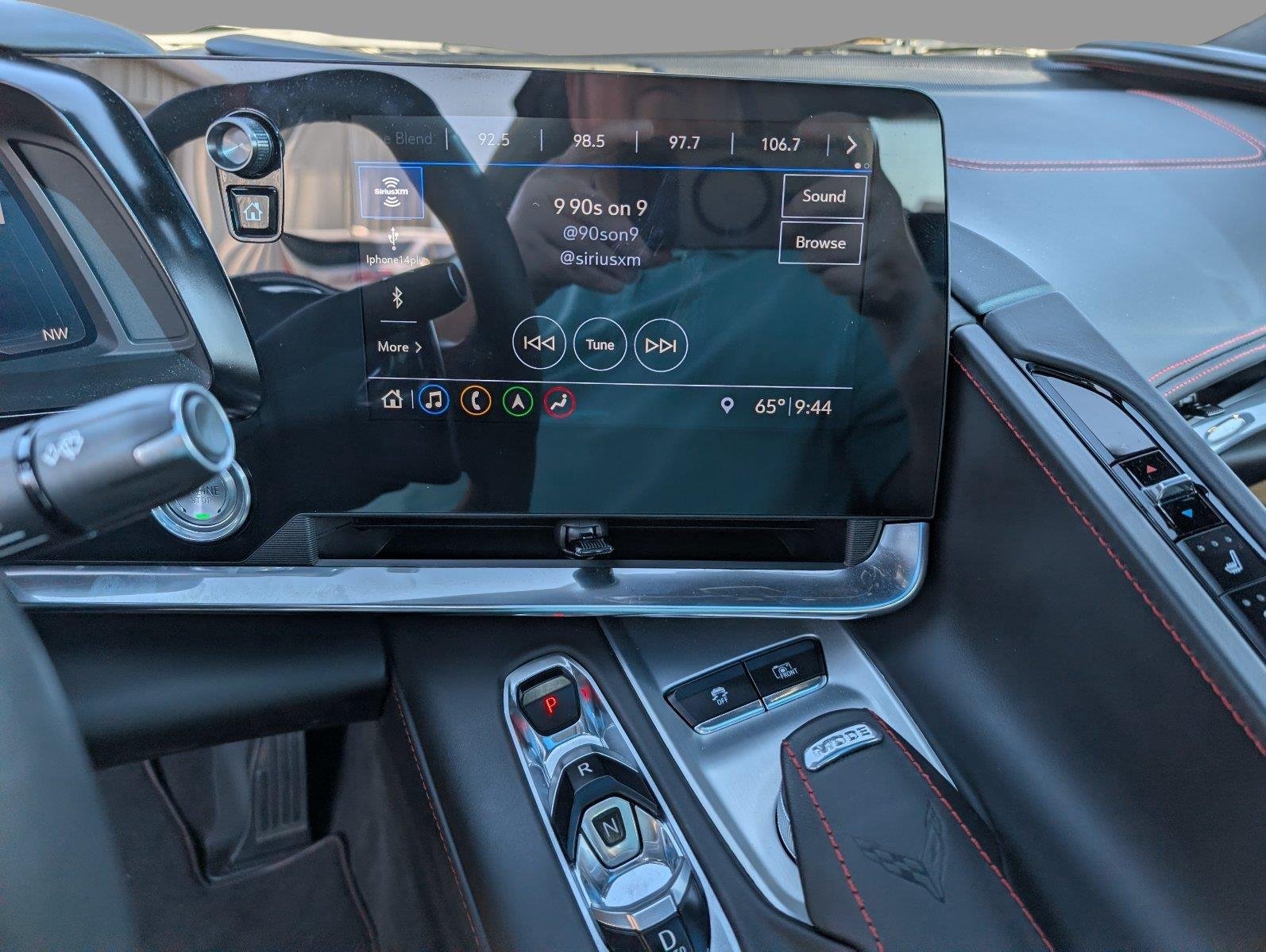 Used 2020 BLACK Chevrolet 3LT image 23