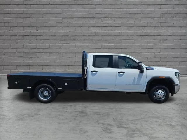 New 2025 Summit White GMC Pro image 6