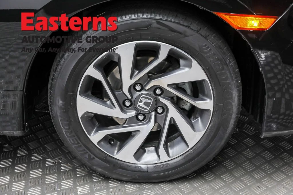 Used 2018 Black Honda EX image 26