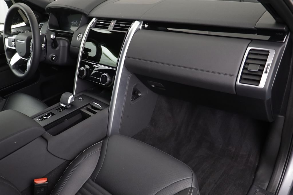 Used 2025 Gray Land Rover S image 20
