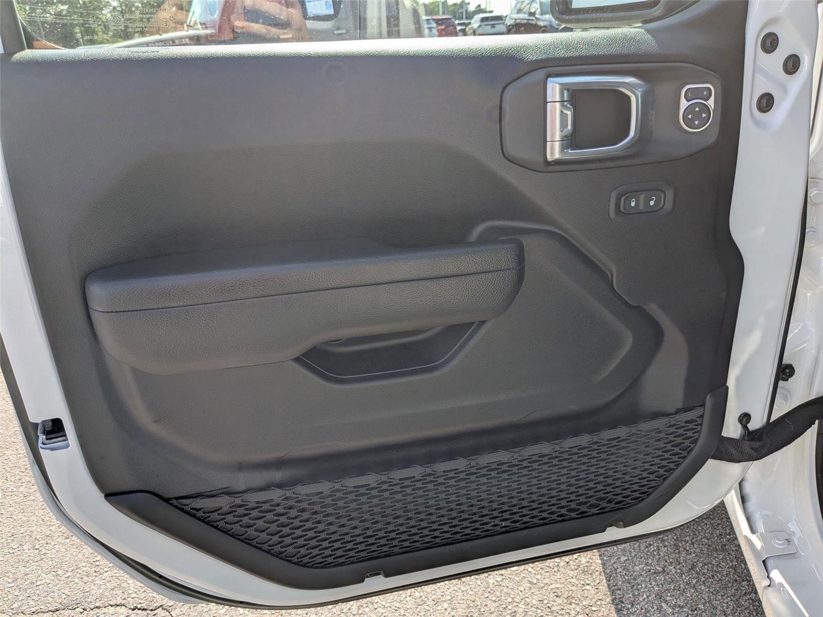 Used 2024 Bright White Clearcoat Jeep Sport S image 11