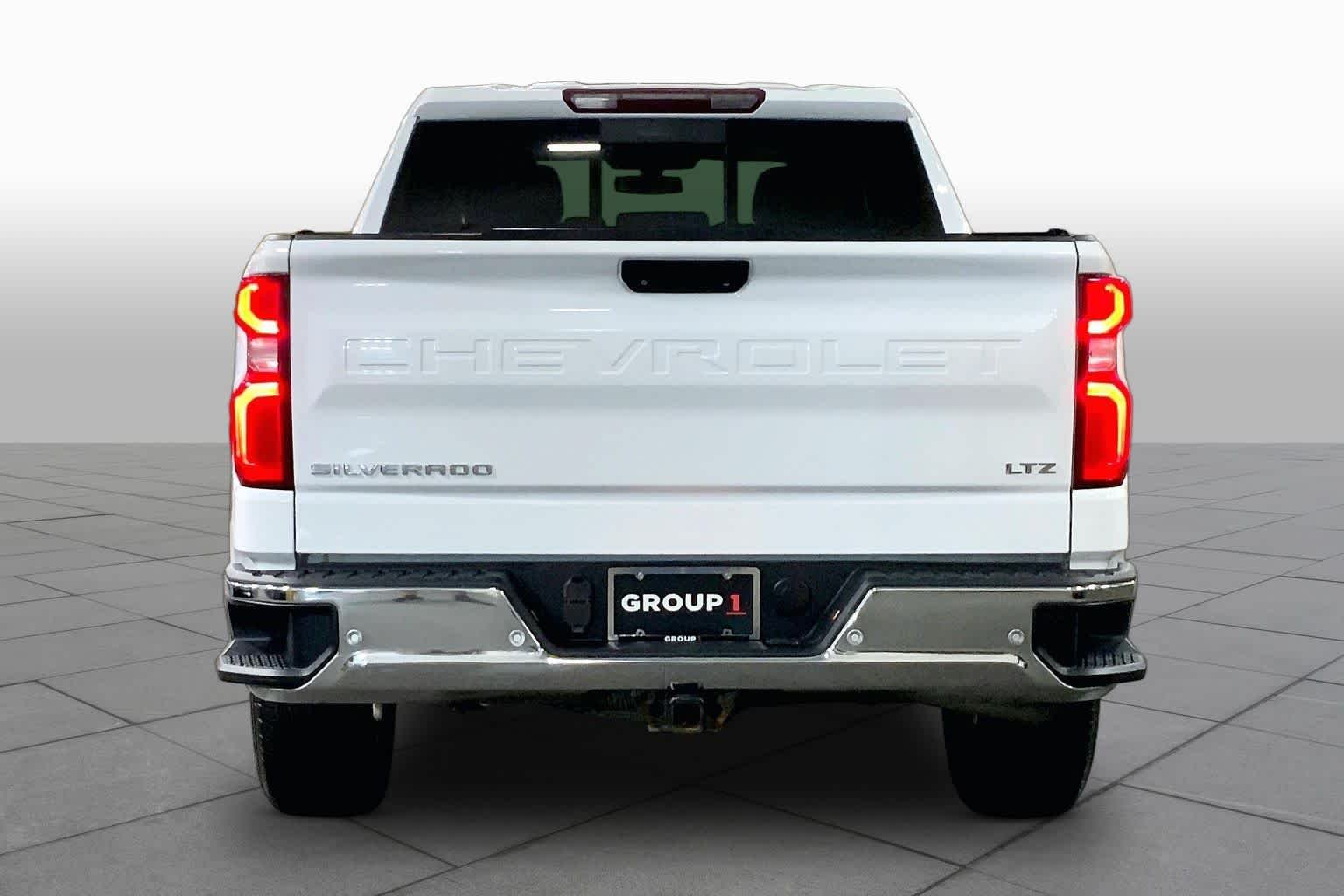 Used 2021 Summit White Chevrolet LTZ image 5