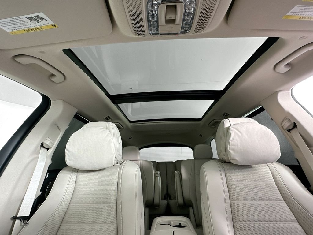 New 2026 Selenite Grey Metallic Mercedes-Benz GLS 450 image 23