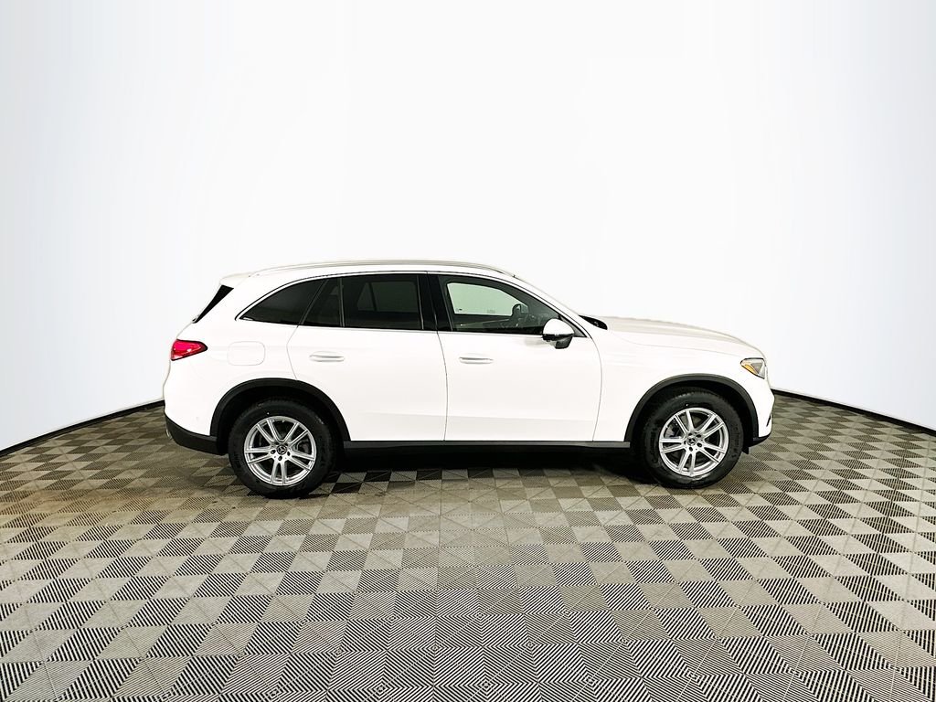 Used 2026 White Mercedes-Benz GLC 300 image 8