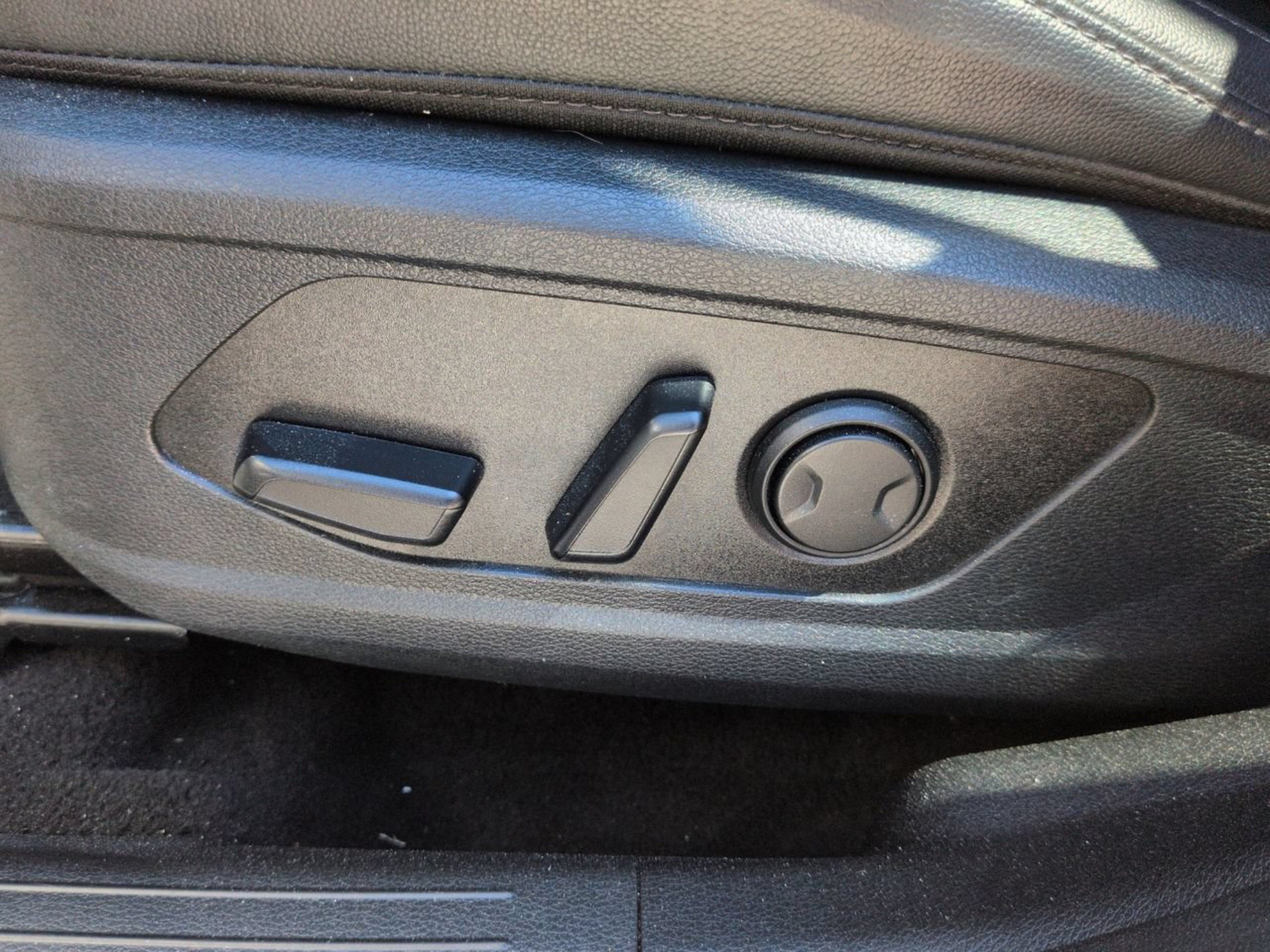 Certified Used 2024 Ebony Black Kia EX image 21