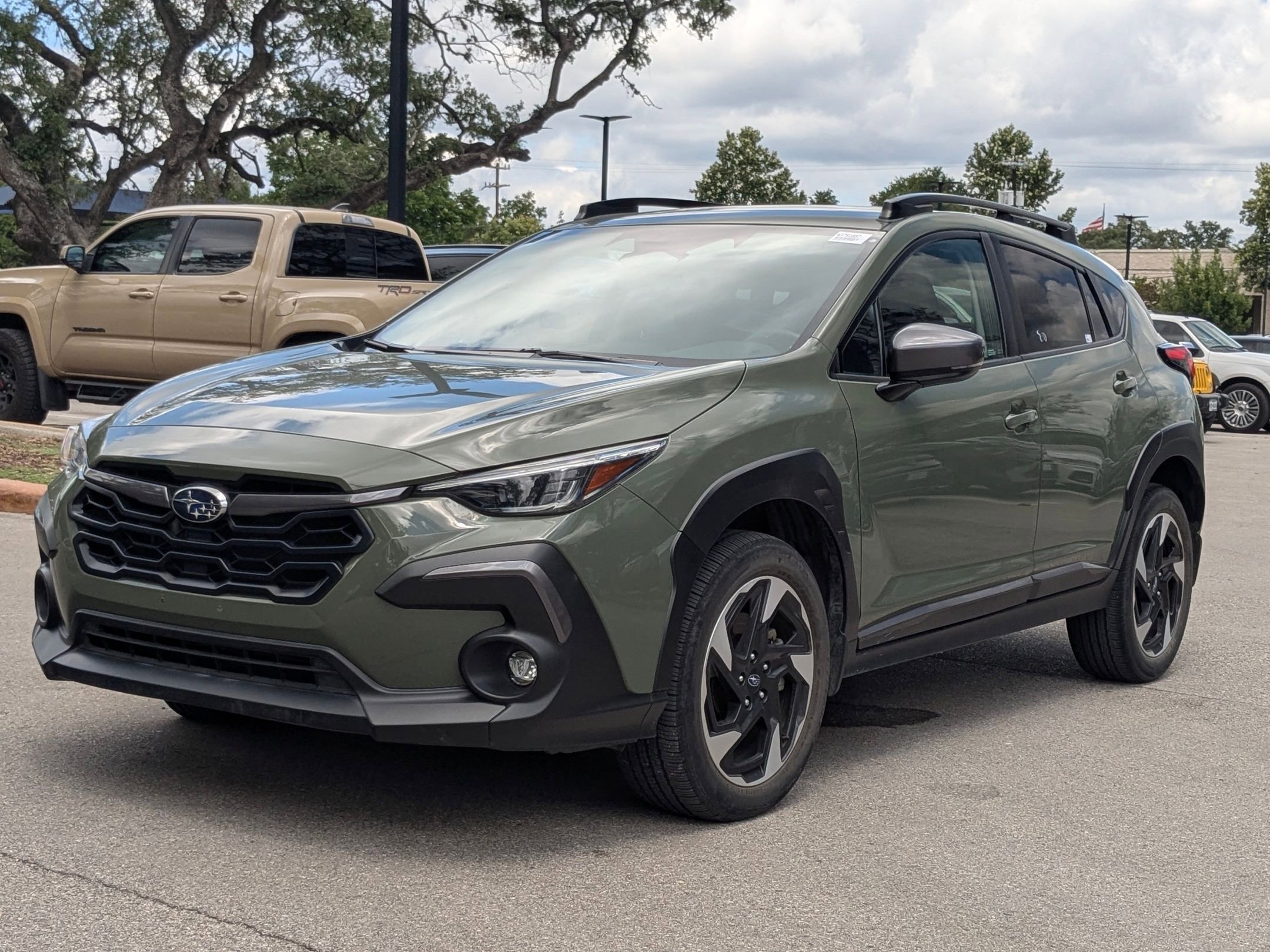 Used 2024 Alpine Green Subaru Limited image 7