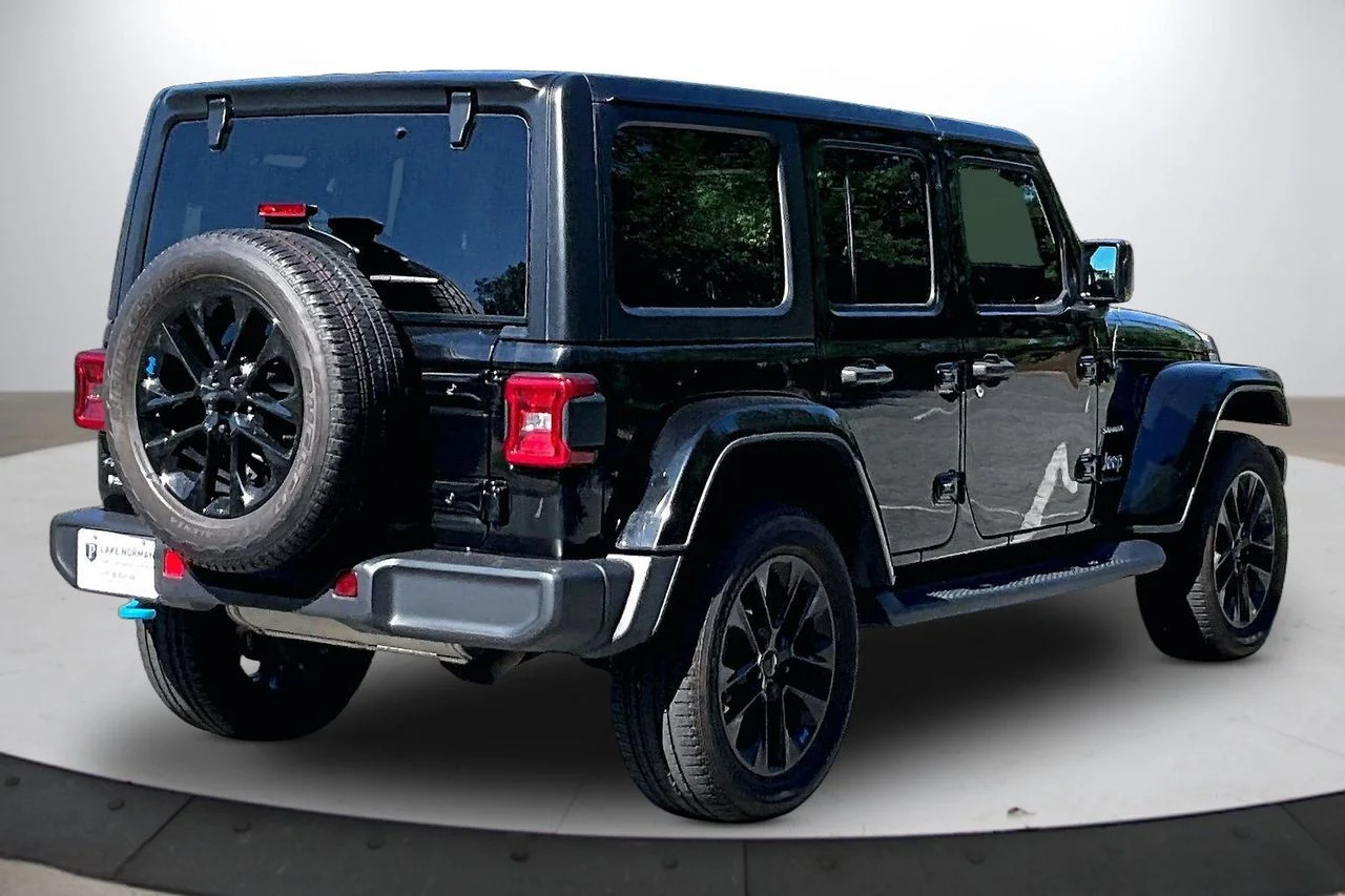 Certified Used 2023 Black Jeep Sahara 4xe image 9