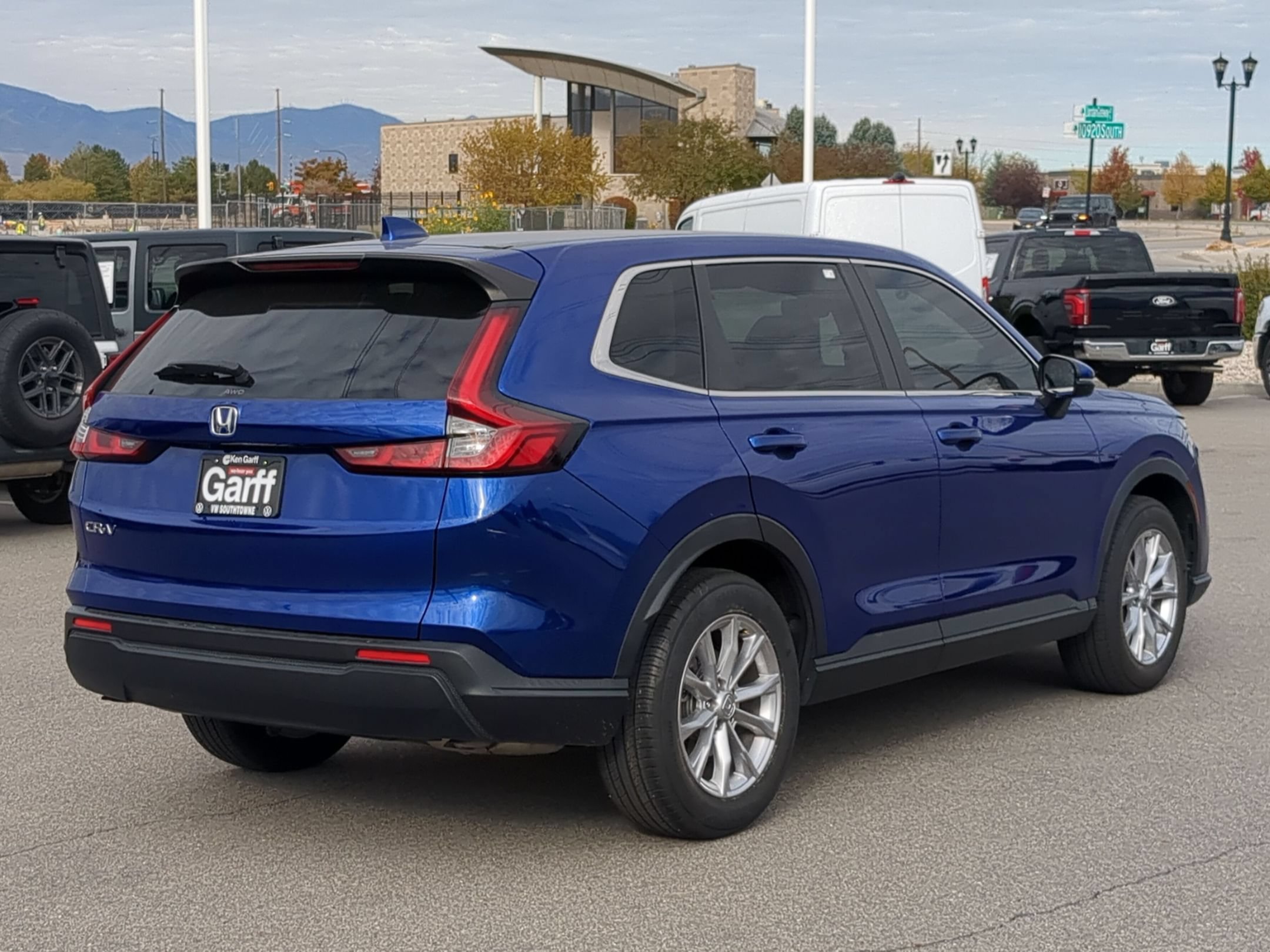 Used 2024 Blue Honda EX image 3