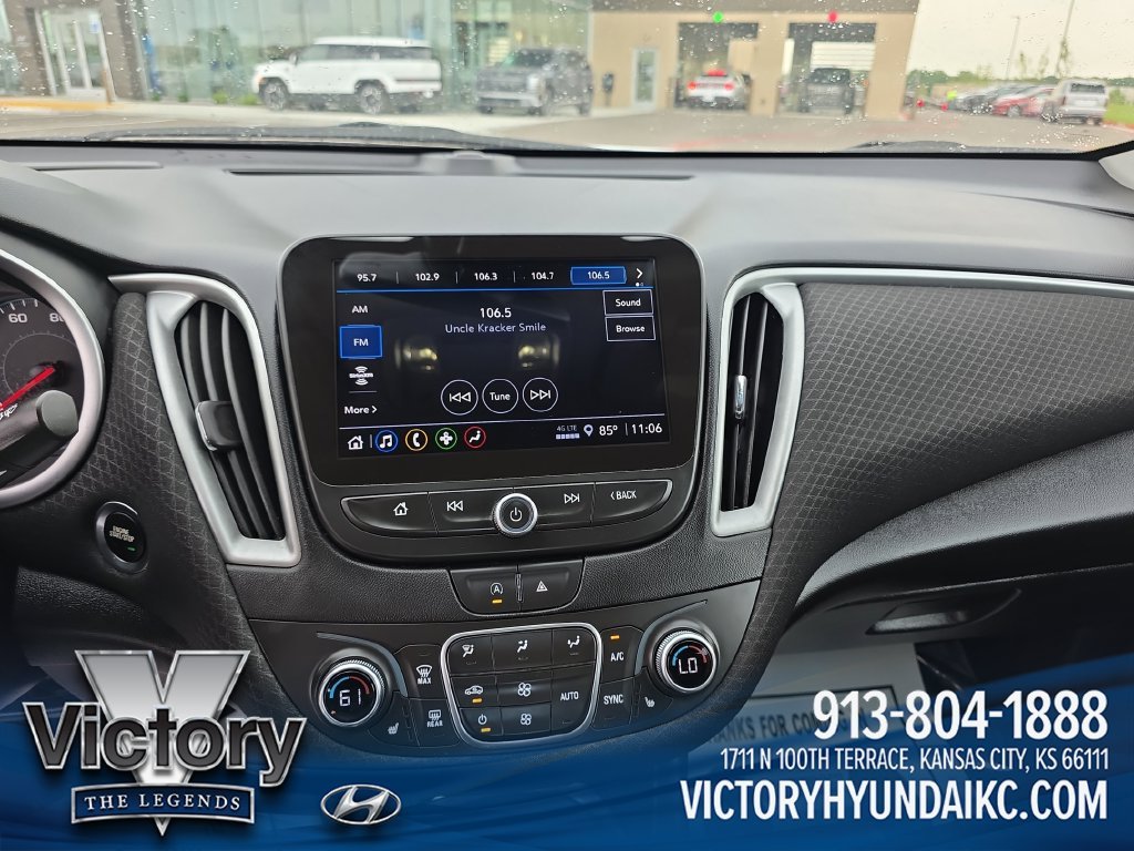 Used 2024 White Chevrolet LT image 17