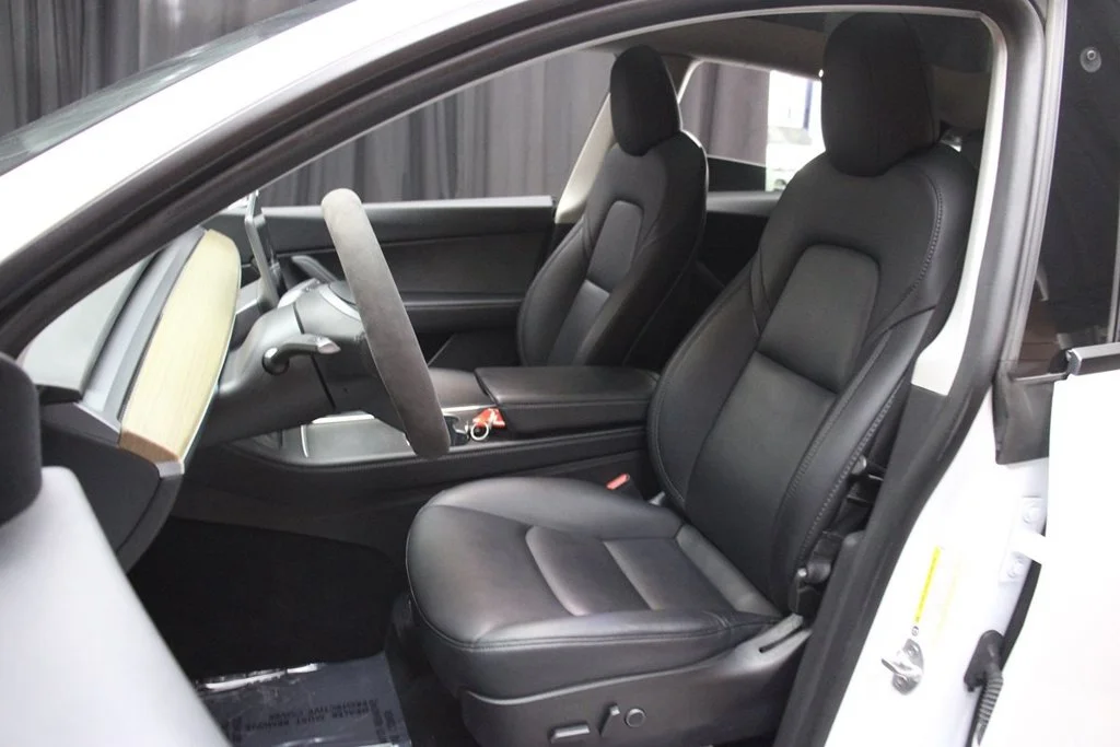 Used 2022 Pearl White Multi-Coat Tesla Performance image 27