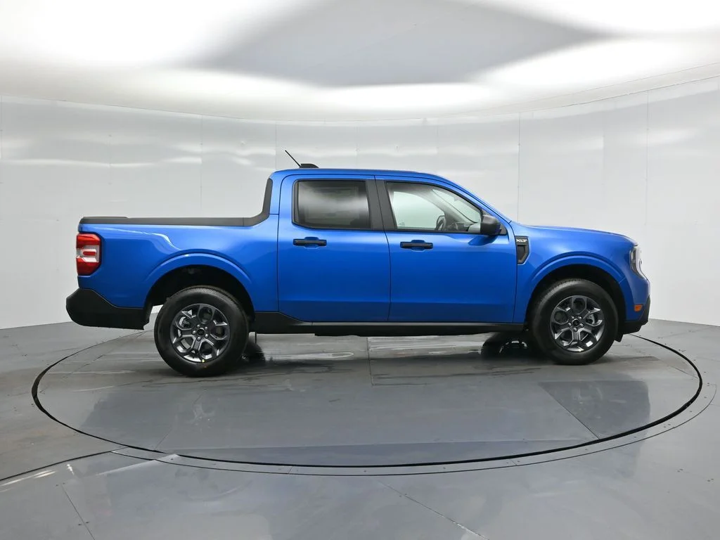 New 2026 Velocity Blue Ford XLT image 23