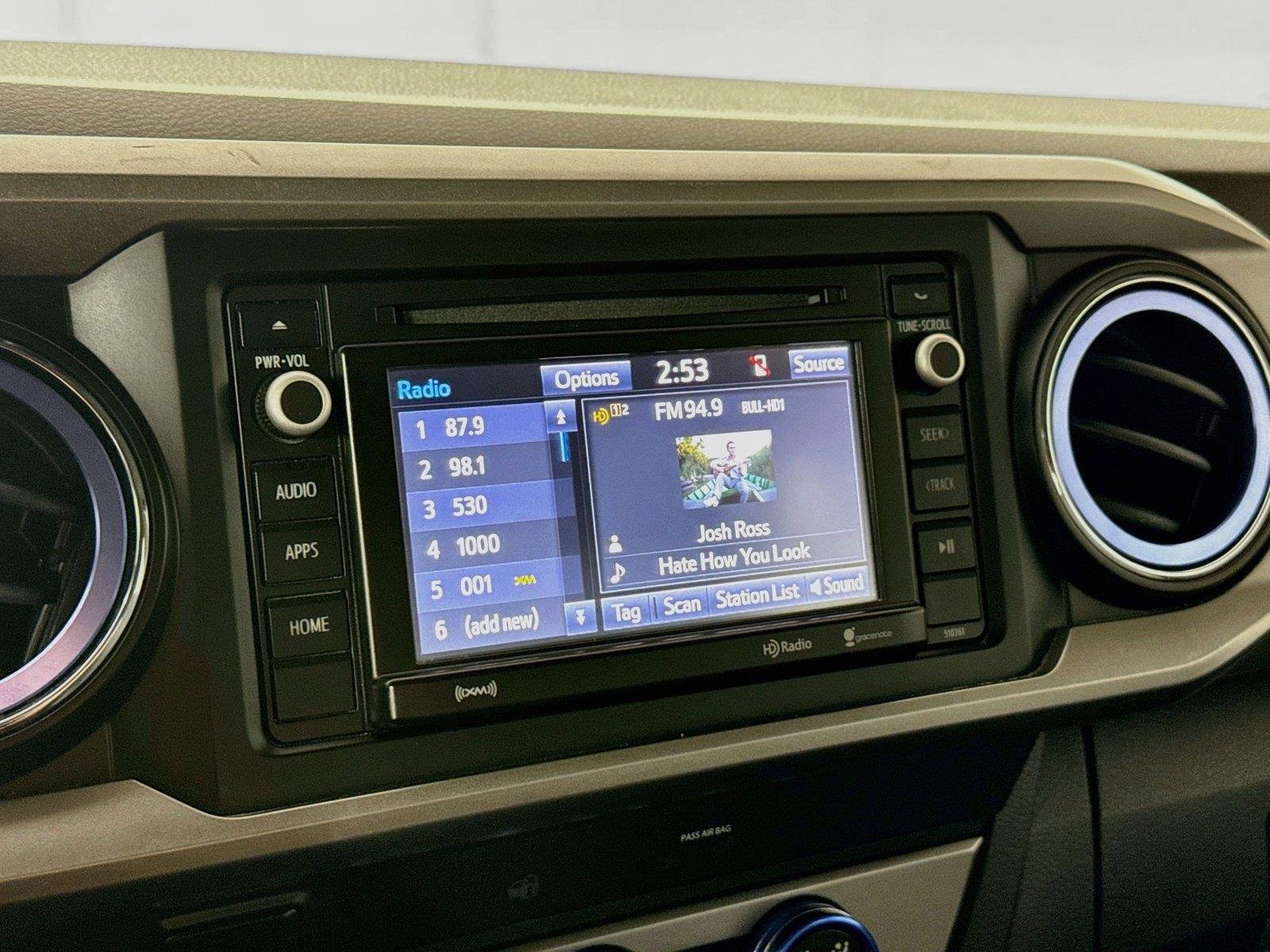 Used 2019 Cement Toyota SR5 image 20