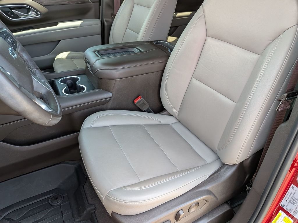 Used 2021 Red Chevrolet Z71 image 14