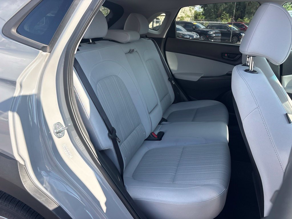 2023 Hyundai Kona SEL - Photo 17