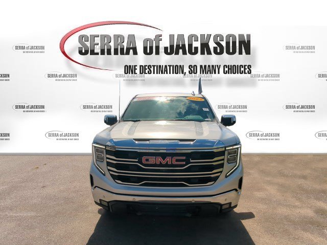 Used 2022 QUICKSILVER METALLIC GMC SLT image 3
